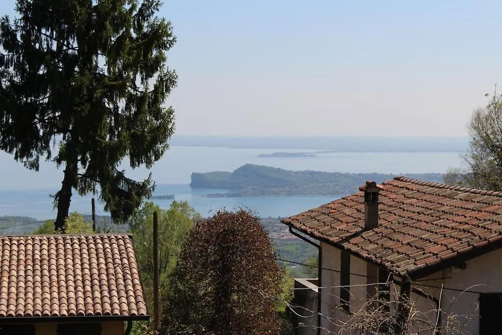 Beezen Country House Villa Salo 0*,  Italy